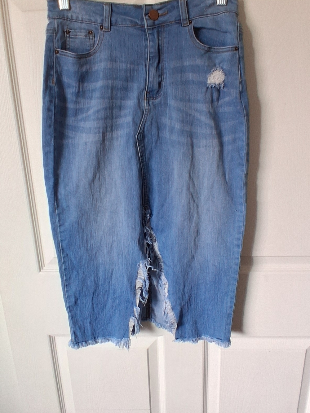 A2Y Women's Distressed Denim Pencil Skirt Blue Medium
